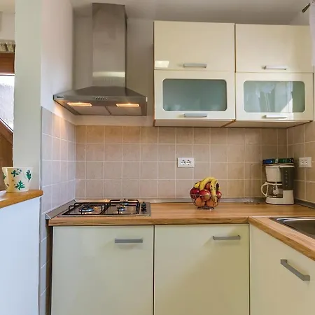 Apartament In With Wifi *