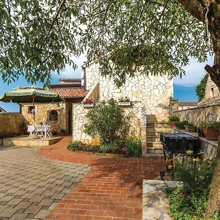 Apartament Apartment Orbanici Orbanici