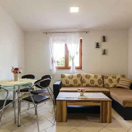Apartment Orbanici Orbanici Apartament *